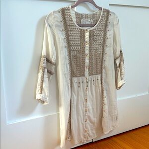 Johnny Was Cream Embroidered Boho Tunic XS resort style beach coverup mini dress